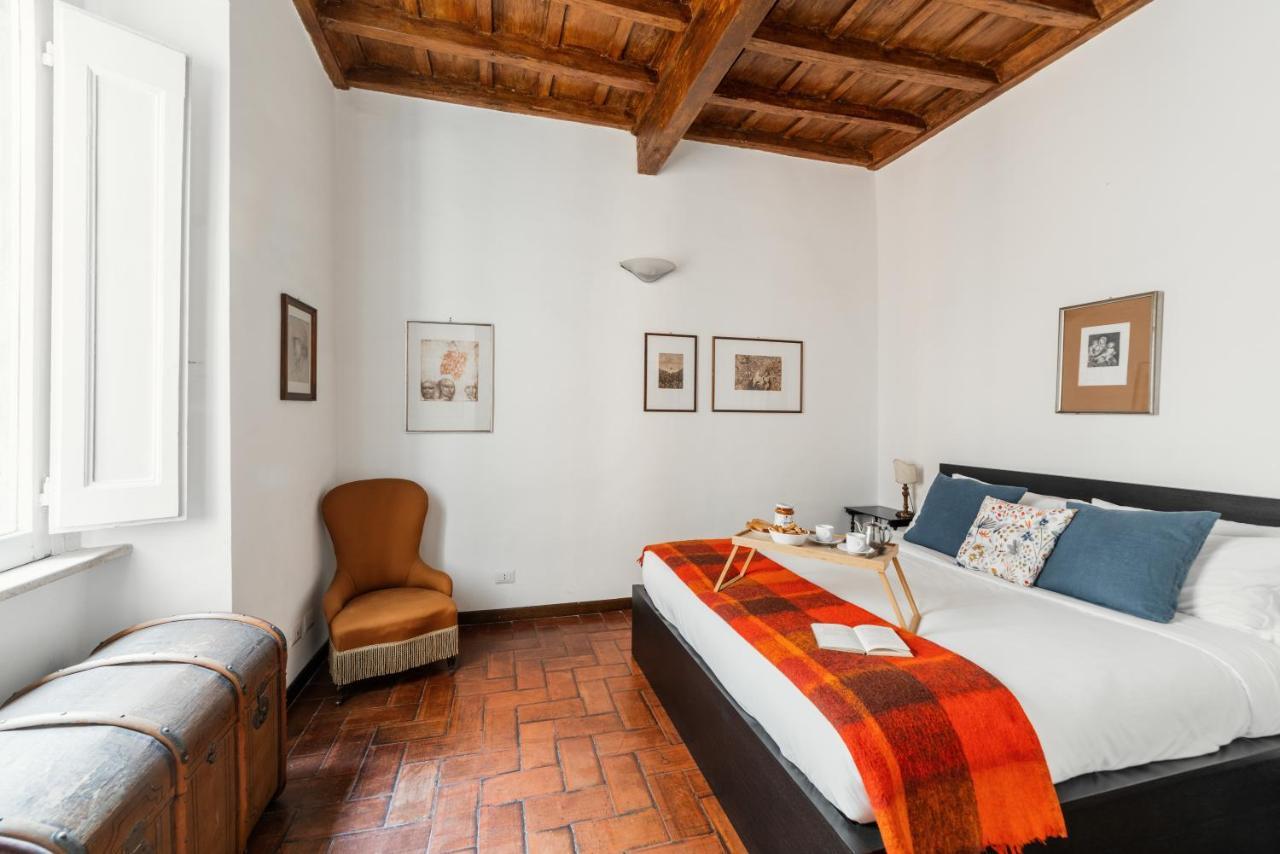 Domus Quiritum Charming, Appartamento D'Epoca A Campo De' Fiori ローマ エクステリア 写真